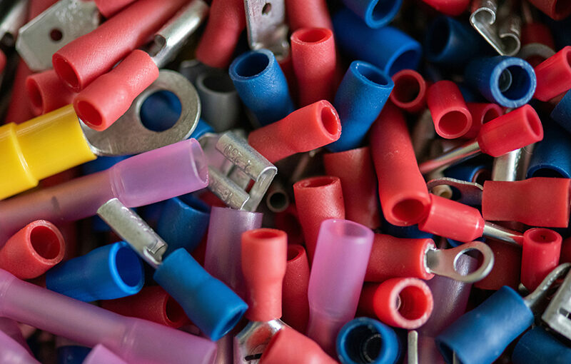 What Challenges Do AI and ERP Tackle in Singapore’s Plastics Industry?